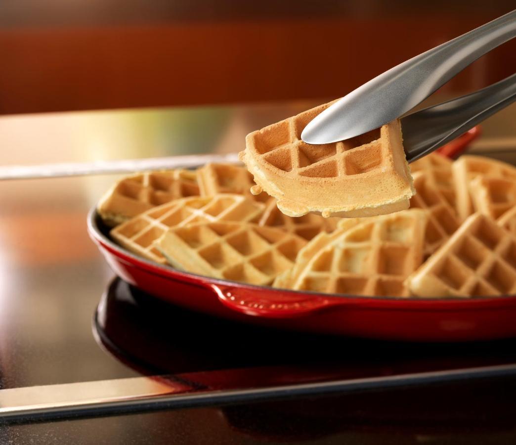 Hyatt Place Jaipur Malviya Nagar Εξωτερικό φωτογραφία A waffle iron